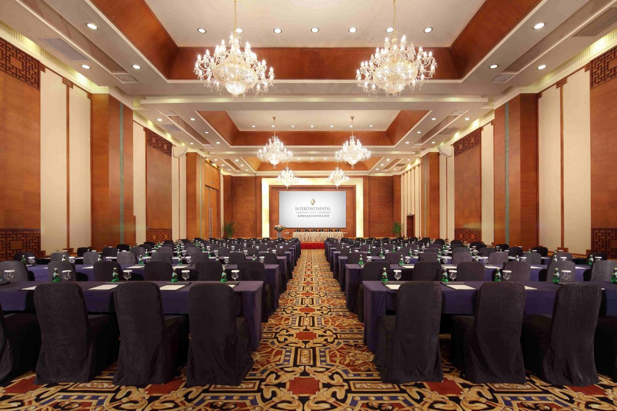 Holiday Inn Chengdu Century City-Westtower Екстер'єр фото