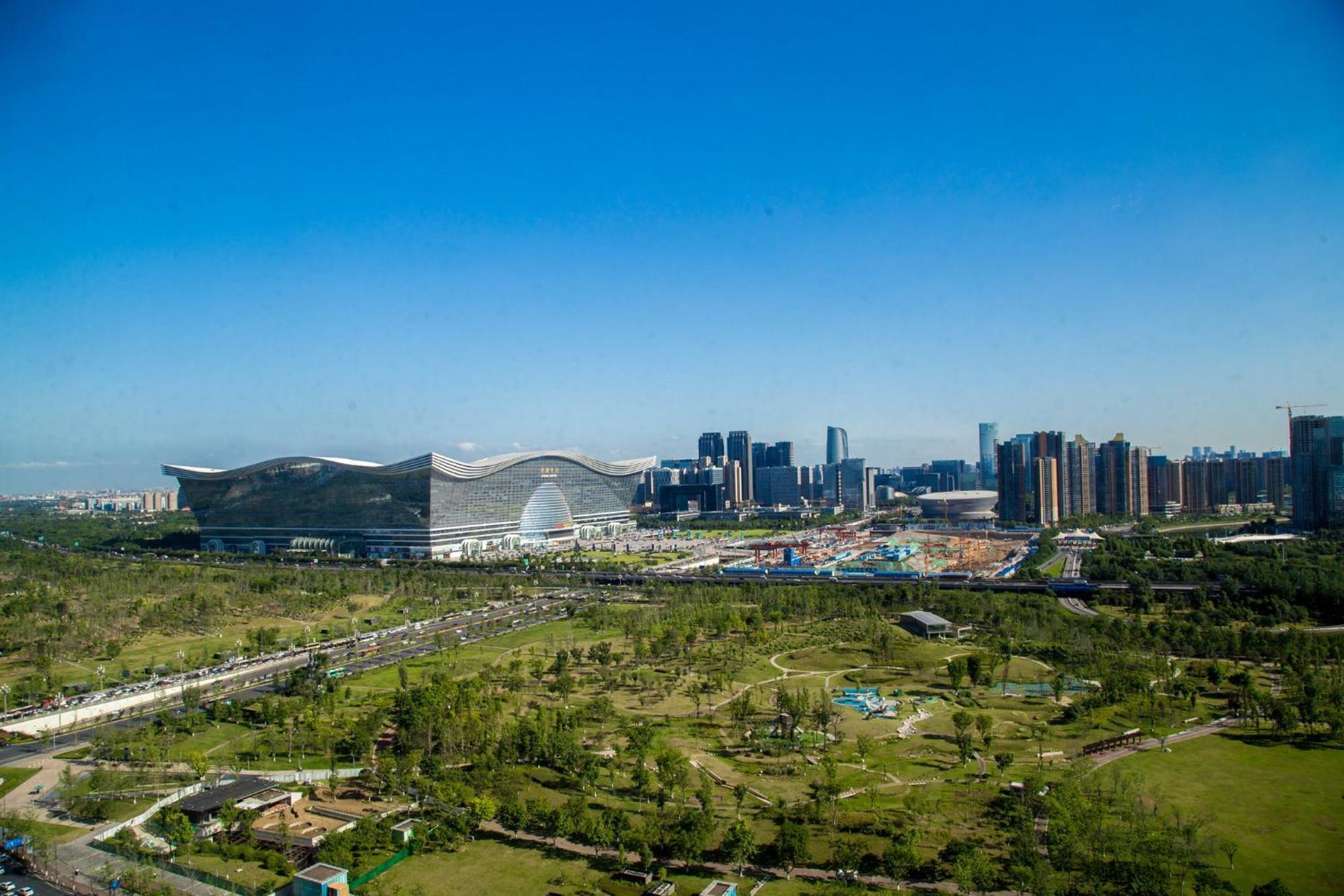 Holiday Inn Chengdu Century City-Westtower Екстер'єр фото