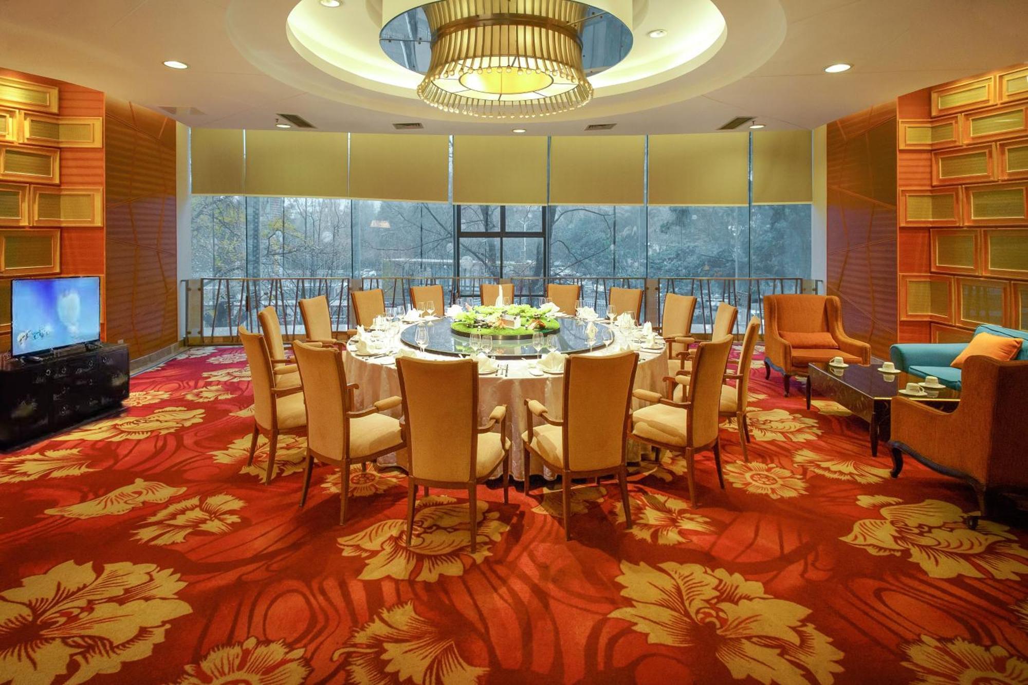 Holiday Inn Chengdu Century City-Westtower Екстер'єр фото